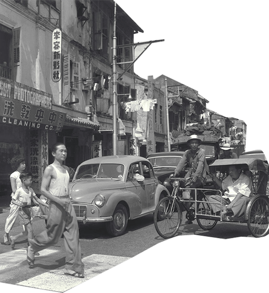 Land vehicle, Automotive lighting, Wheel, Tire, Car, Window, Building