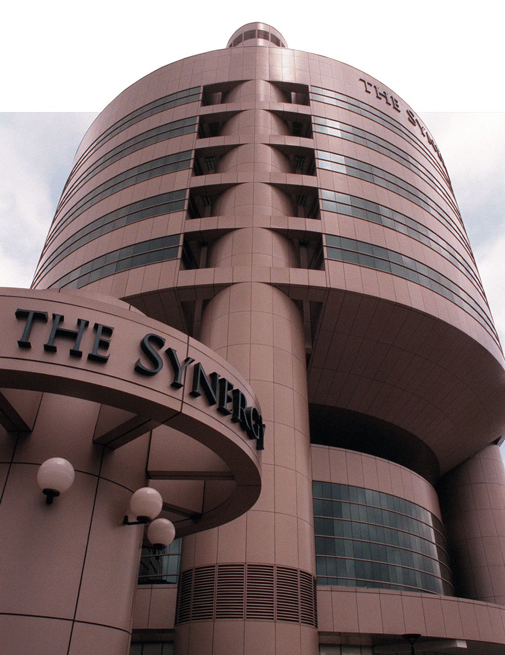 Tower block, Building, Cloud, Sky, Skyscraper, Condominium