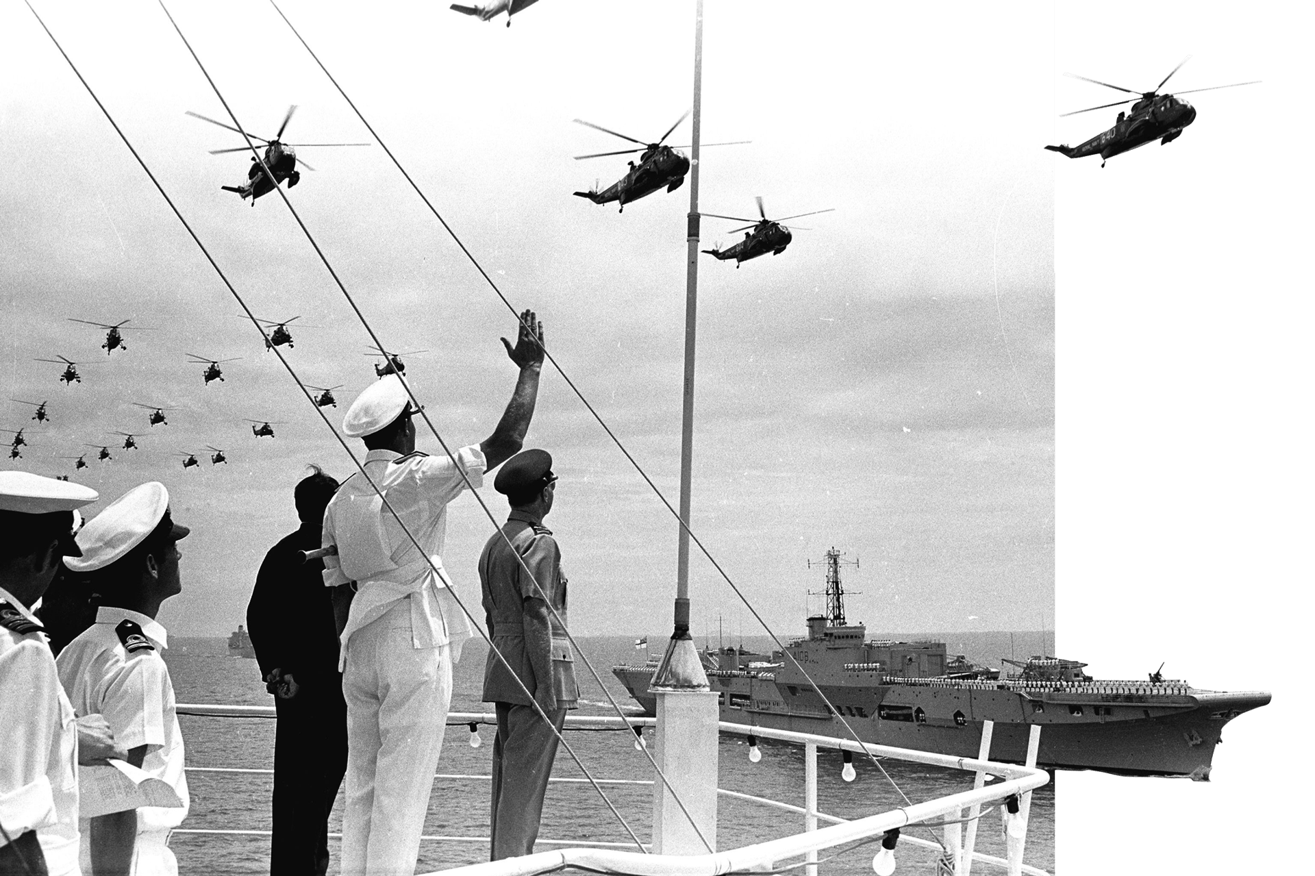 Military helicopter, Water, Sky, Photograph, White, Black, Aircraft, Rotorcraft, Vehicle